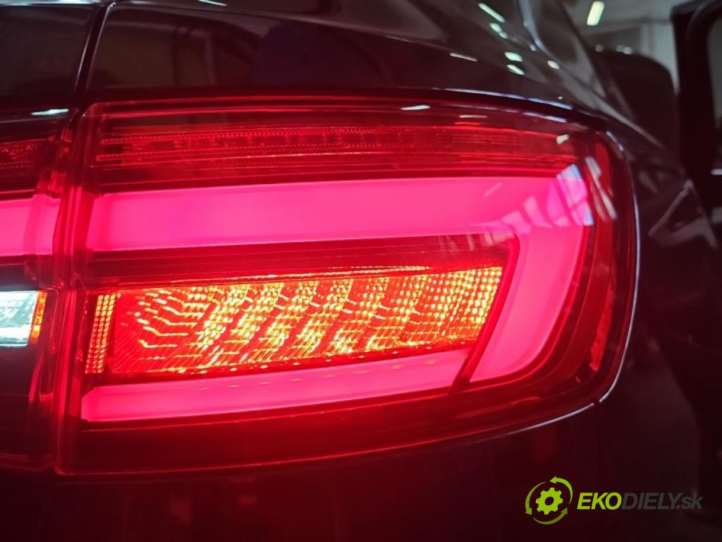 Audi A4 B9 2015-2024 2.0 tdi 150 hp manual 110 kW 1968 cm3 5- světlo zadní pravé blatník: 8W9945092