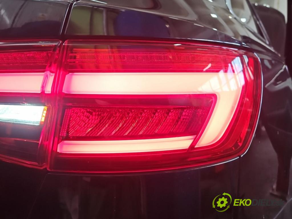 Audi A4 B9 2015-2024 2.0 tdi 150 hp manual 110 kW 1968 cm3 5- světlo zadní pravé blatník: 8W9945092