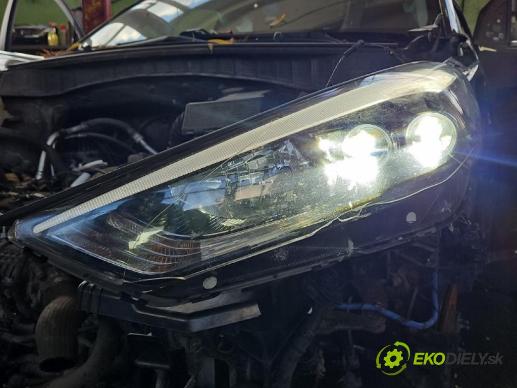Hyundai Tucson III 2015-2020 1.7 crdi 141 HP automatic 104 kW 1685 cm3 5- Reflektor: ľavý 92101-D7200 (Kľučka dverí ostatné)