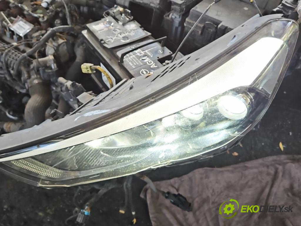 Hyundai Tucson III 2015-2020 1.7 crdi 141 HP automatic 104 kW 1685 cm3 5- Reflektor: ľavý 92101-D7200 (Kľučka dverí ostatné)