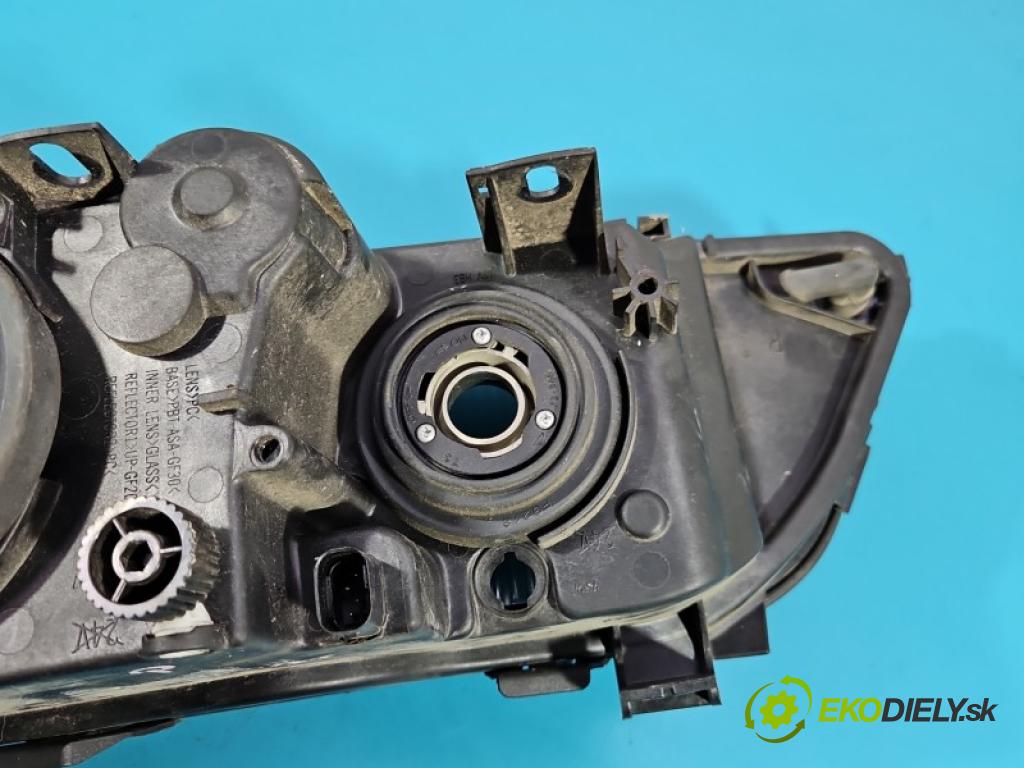 Bmw 5 E39 1996-2003 2.5 tds 143 HP manual 105 kW 2497 cm3 5- Reflektor: ľavý  (Kľučka dverí ostatné)
