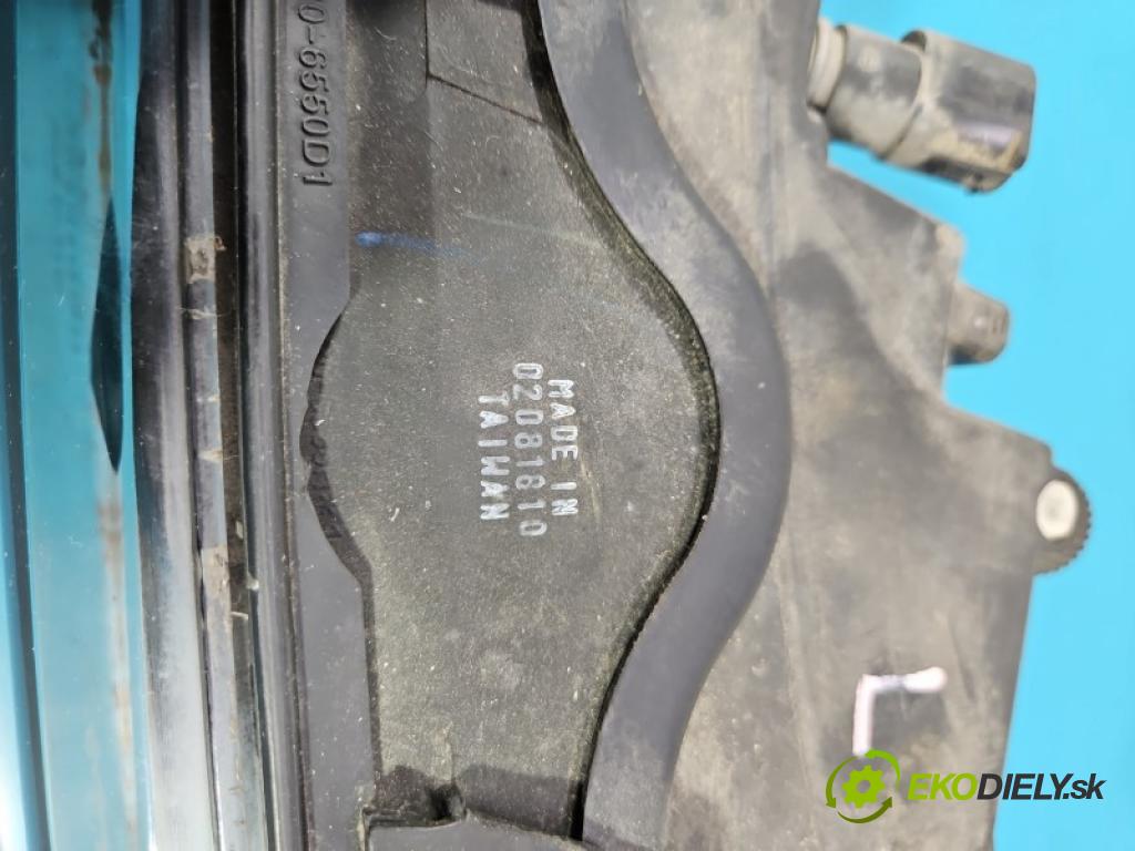 Bmw 5 E39 1996-2003 2.5 tds 143 HP manual 105 kW 2497 cm3 5- Reflektor: ľavý  (Kľučka dverí ostatné)