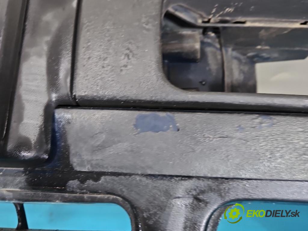 Audi 80 B4 1991-1994 1.9 tdi 90 HP manual 66 kW 1896 cm3 5- nárazník predné 8A0807111 (Kľučka dverí ostatné)