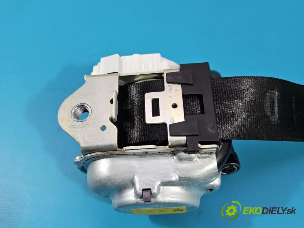 Audi A4 B9 2015-2024 2.0 tdi 150 hp manual 110 kW 1968 cm3 5- stěna bezpečnost zadní pravý 8W0857806B