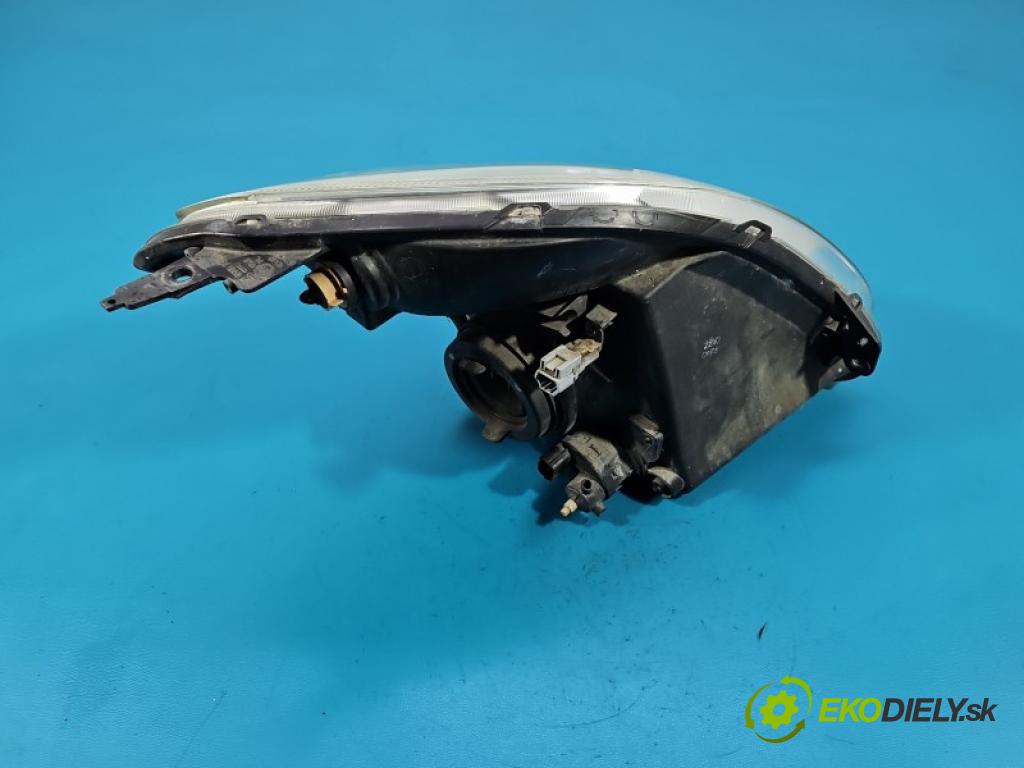 Suzuki Swift Mk6 2005-2010 1.5 16V 102 HP manual 75 kW 1490 cm3 5- Reflektor: ľavý  (Kľučka dverí ostatné)