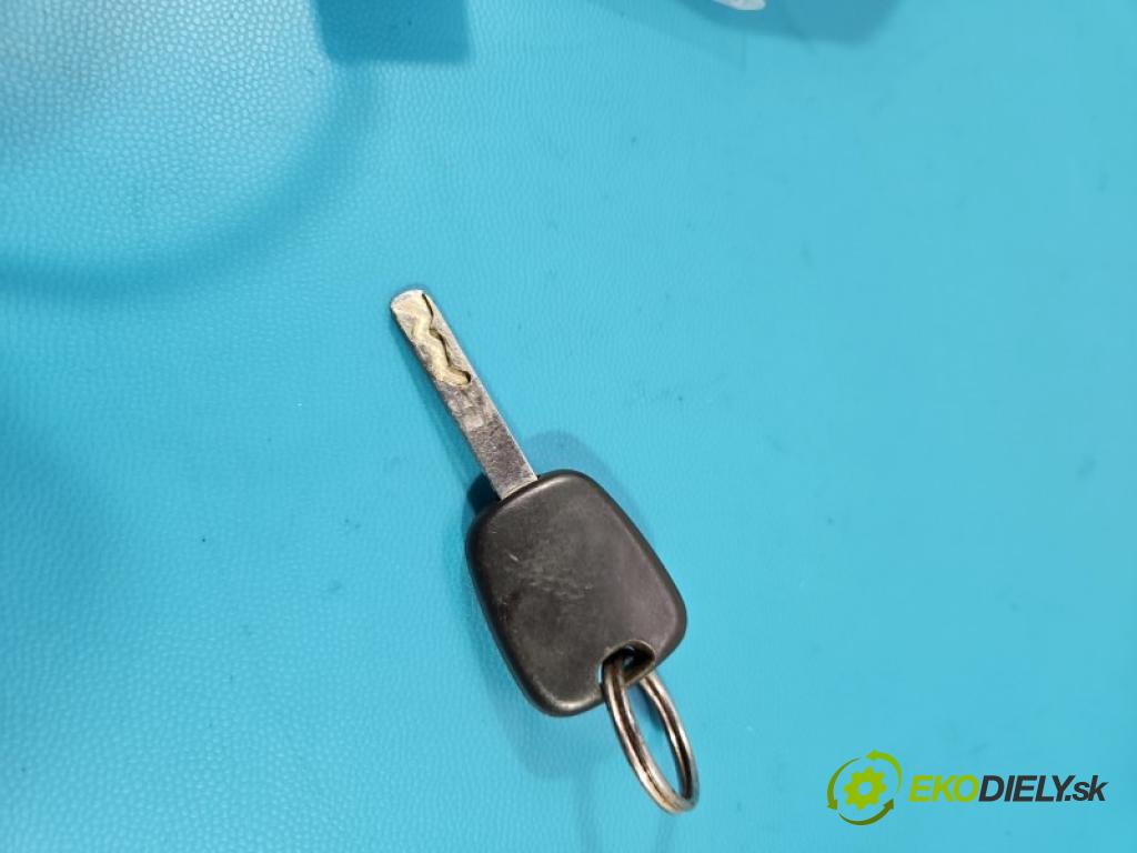 Citroen C3 Pluriel 2003-2010 1.4 hdi 68 HP manual 50 kW 1398 cm3 2- Spínačka  (Spínacia skrinka)