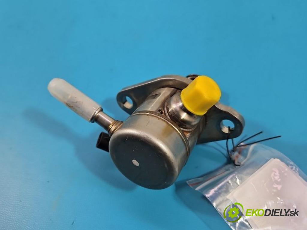 Opel Mokka B 2020- 1.2 T 131 hp manual 96 kW 1199 cm3 5- čerpadlo paliva 9812133780