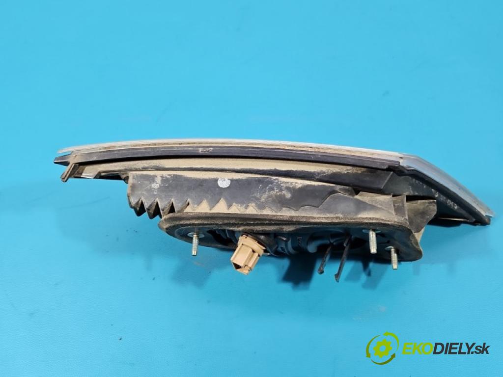 Honda Civic VIII 2006-2011 1.8 16V 140 hp manual 103 kW 1799 cm3 5- světlo zadní pravé kufrových dveří 226-16721