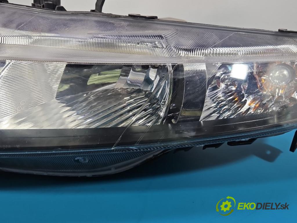 Honda Civic VIII 2006-2011 1.8 16V 140 HP manual 103 kW 1799 cm3 5- Reflektor: ľavý 33150-SMG-G014-M1 (Kľučka dverí ostatné)