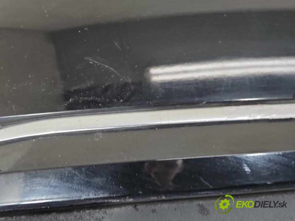 Audi A4 B9 2015-2024 2.0 tdi 150 HP manual 110 kW 1968 cm3 5- nárazník zadné (Kľučka dverí ostatné)