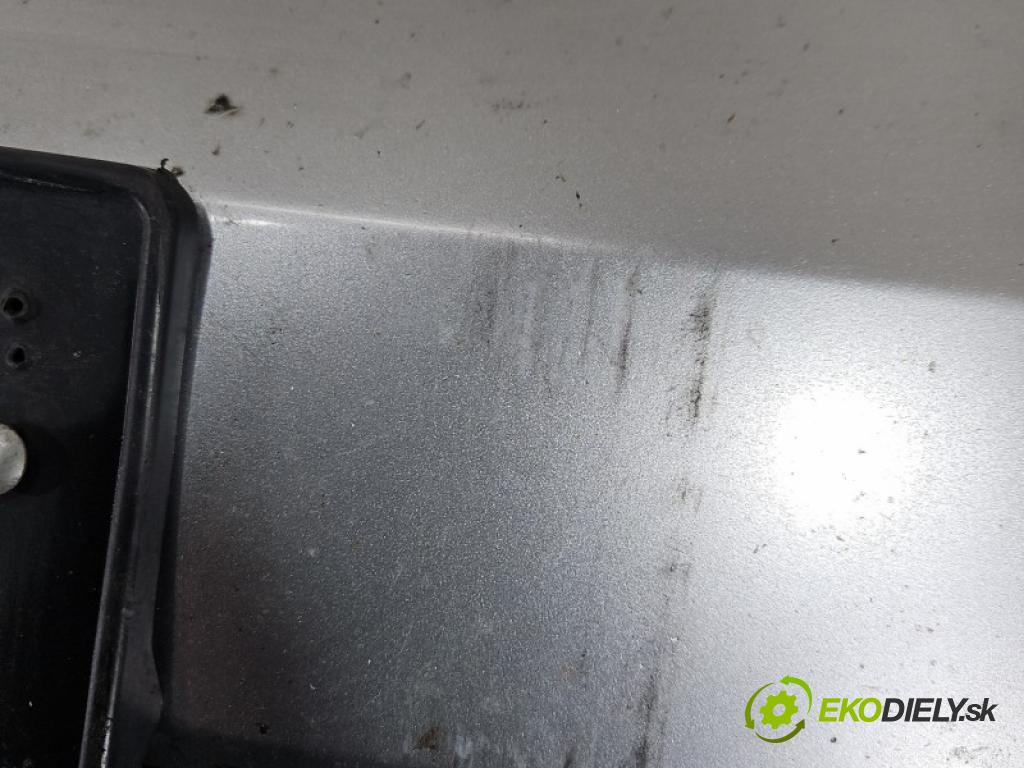 Honda Civic VIII 2006-2011 1.8 16V 140 HP manual 103 kW 1799 cm3 5- nárazník predné (Kľučka dverí ostatné)