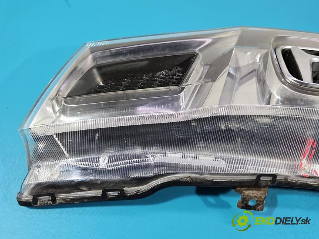 Honda Civic VIII 2006-2011 1.8 16V 140 hp manual 103 kW 1799 cm3 5- mřížka 71120-SMG-E611-M1