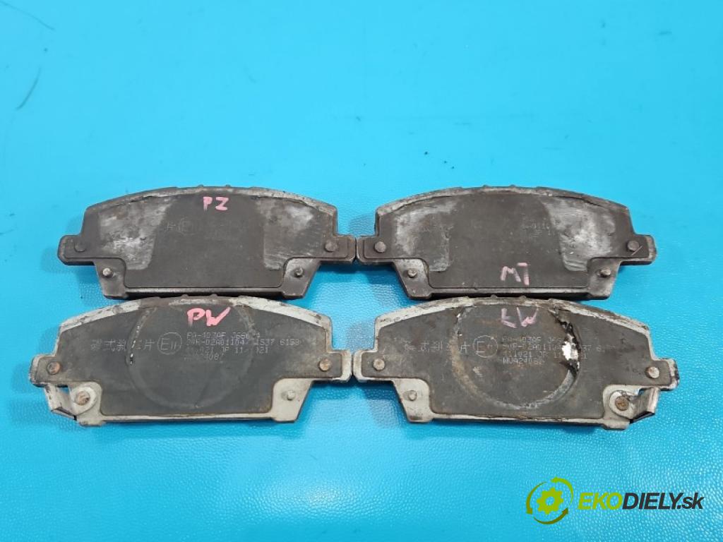 Honda Civic VIII 2006-2011 1.8 16V 140 hp manual 103 kW 1799 cm3 5- Štíty: posilovač přední