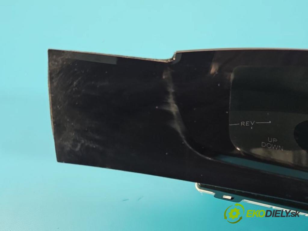 Honda Civic VIII 2006-2011 1.8 16V 140 hp manual 103 kW 1799 cm3 5- Přístrojová deska HR0343605 (Přístrojová deska)