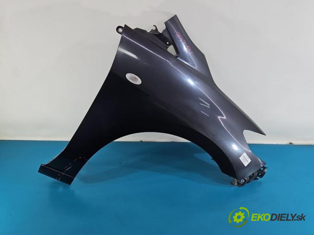 Mazda 5  2005-2010 2.0 citd 143 hp manual 105 kW 1998 cm3 5- blatnik přední pravý  (Klika dveří ostatní)