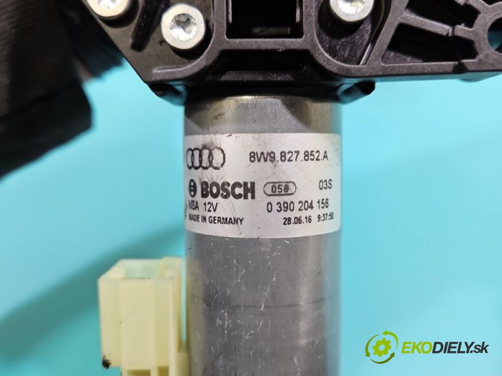 Audi A4 B9 2015-2024 2.0 tdi 150 hp manual 110 kW 1968 cm3 5- Aktuátor: kufrových dveří pravý 8W9827852A