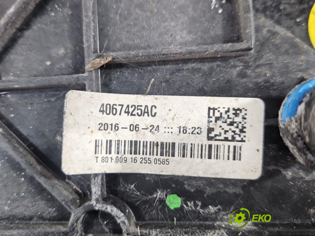 Audi A4 B9 2015-2024 2.0 tdi 150 hp manual 110 kW 1968 cm3 5- Nádrž: AdBlue 4067411AC