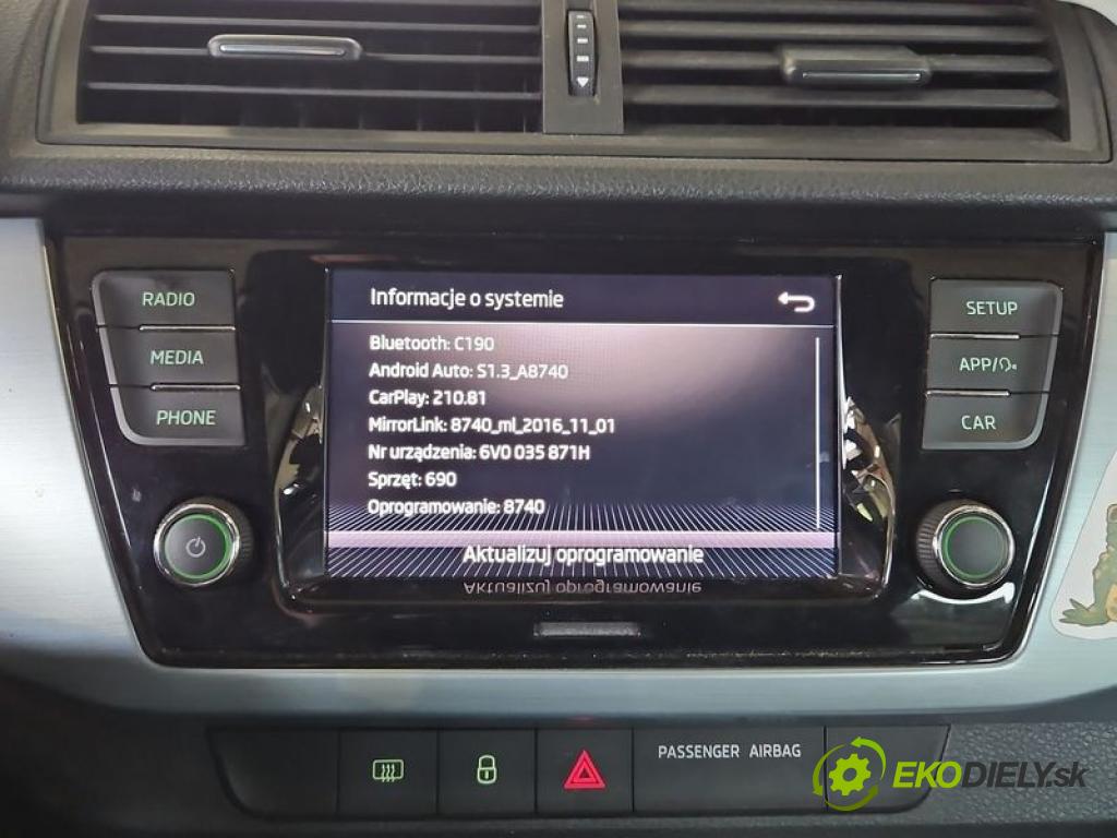 Skoda Fabia III 2014-2021 1.0 MPI CHY CHYB 75 hp manual 55 kW 999 cm3 5- Radio továrna: 6V0035871H