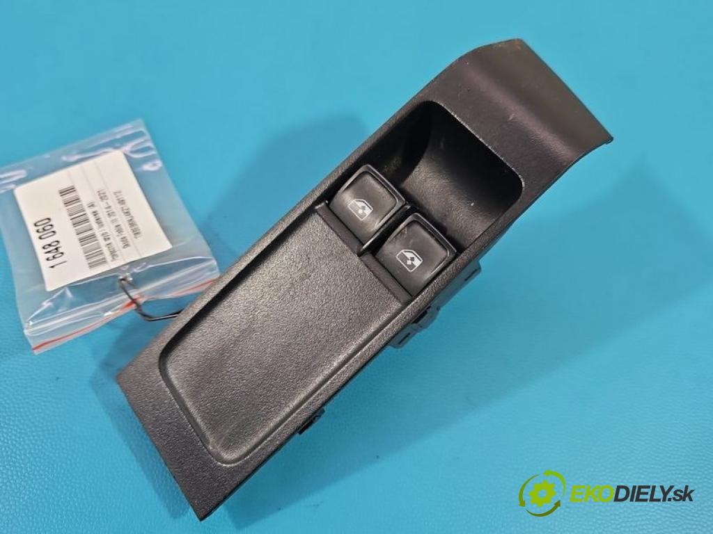 Skoda Fabia III 2014-2021 1.0 MPI CHY CHYB 75 hp manual 55 kW 999 cm3 5- Přepínač oken zpětných zrcátek 6V1867171