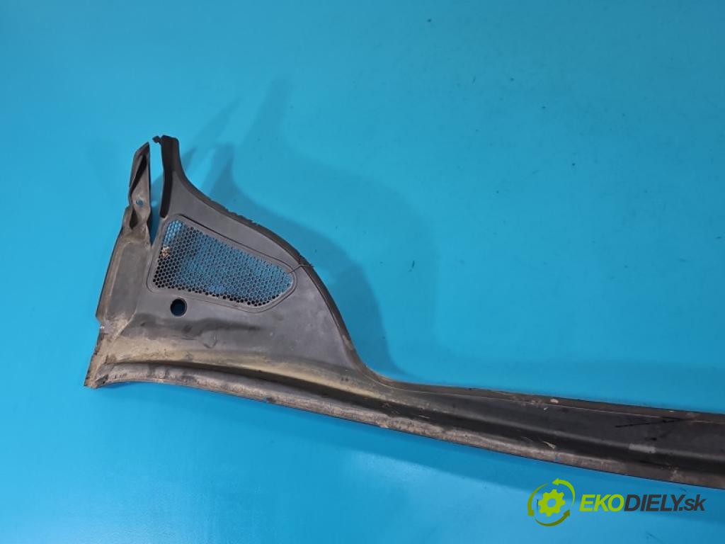 Peugeot 307 1.6 16V 109 HP manual 80 kW 1587 cm3 5- torpédo 9634012577 (Torpédo (plast pod čelným sklom))