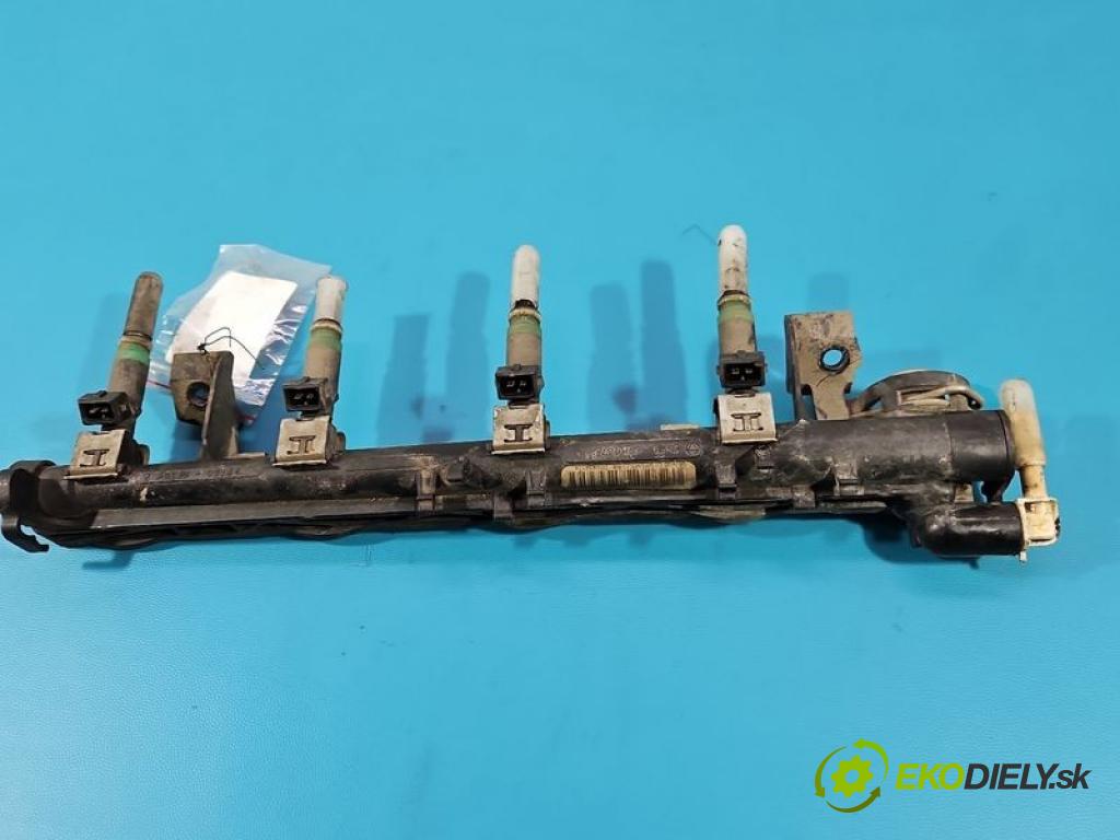 Ford Focus Mk2 2004-2011 1.6 16V 101 HP manual 74 kW 1596 cm3 5- vstrek benzín 5M5G-9H487-BA