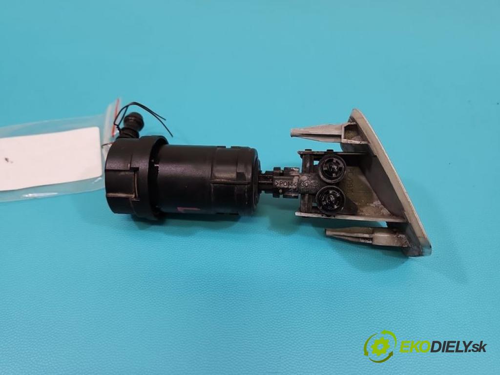 Opel Zafira B 2005-2014 1.8 16V 140 HP manual 103 kW 1796 cm3 5- ostrekovač reflektor: ľavý 325769024 (Motorček ostrekovačov)