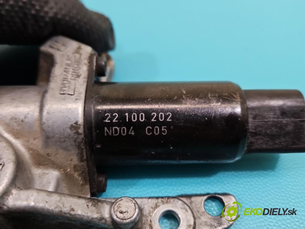 Audi A4 B6 2000-2004 2.0 20V 131 hp manual 96 kW 1984 cm3 4- snímač fází vačkový 06B103741D