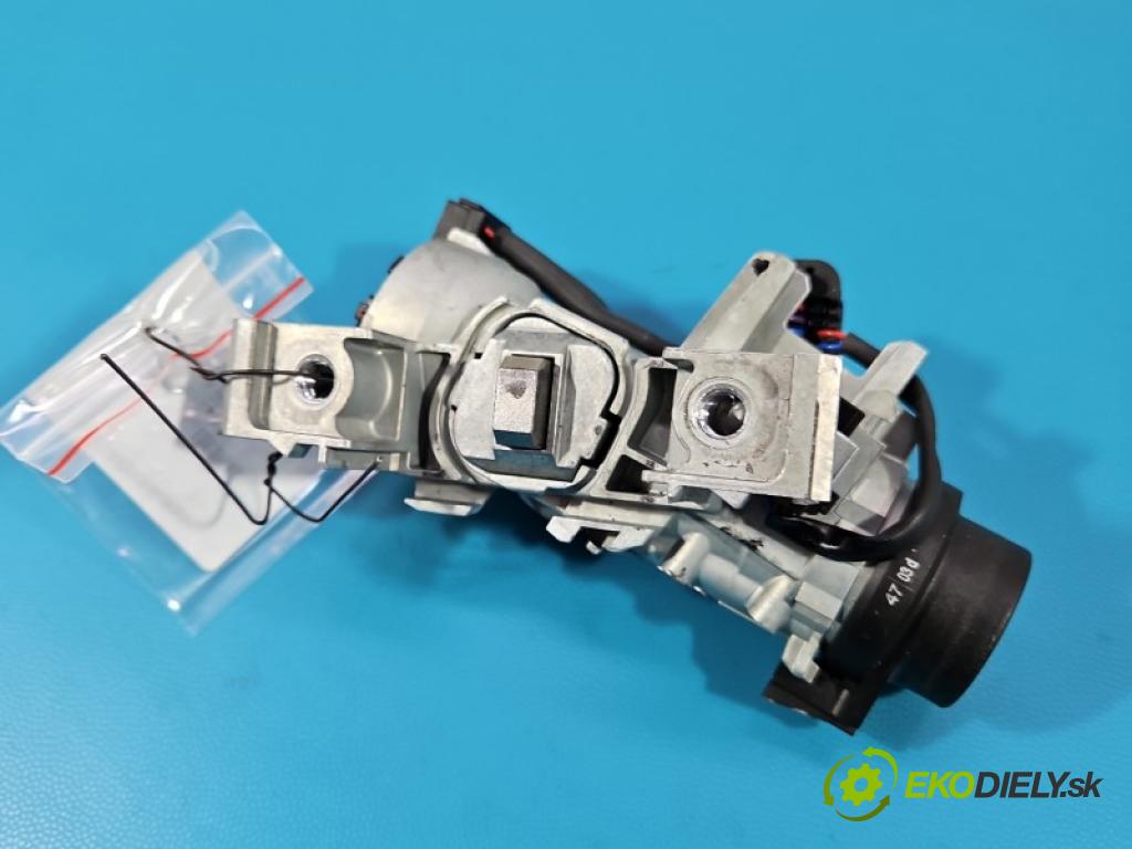 Audi A3 8P 2003-2012 1.6 8V 102 HP manual 75 kW 1585 cm3 3- Spínačka 1K0905851 (Spínacia skrinka)