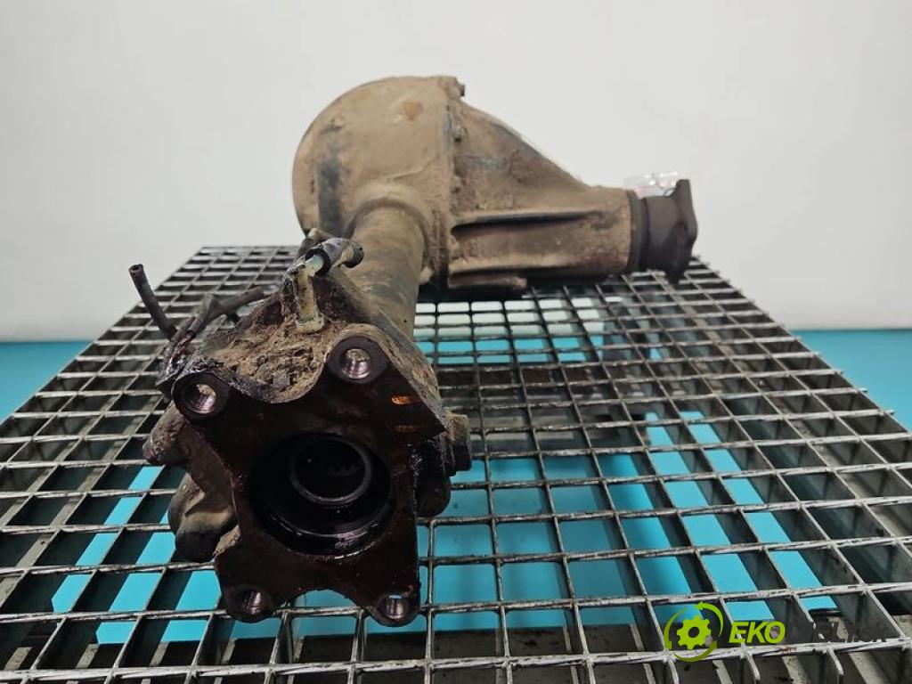 Opel Frontera B 1998-2004 2.2 16V 136 HP manual 100 kW 2198 cm3 3- Most: predný 120022529
