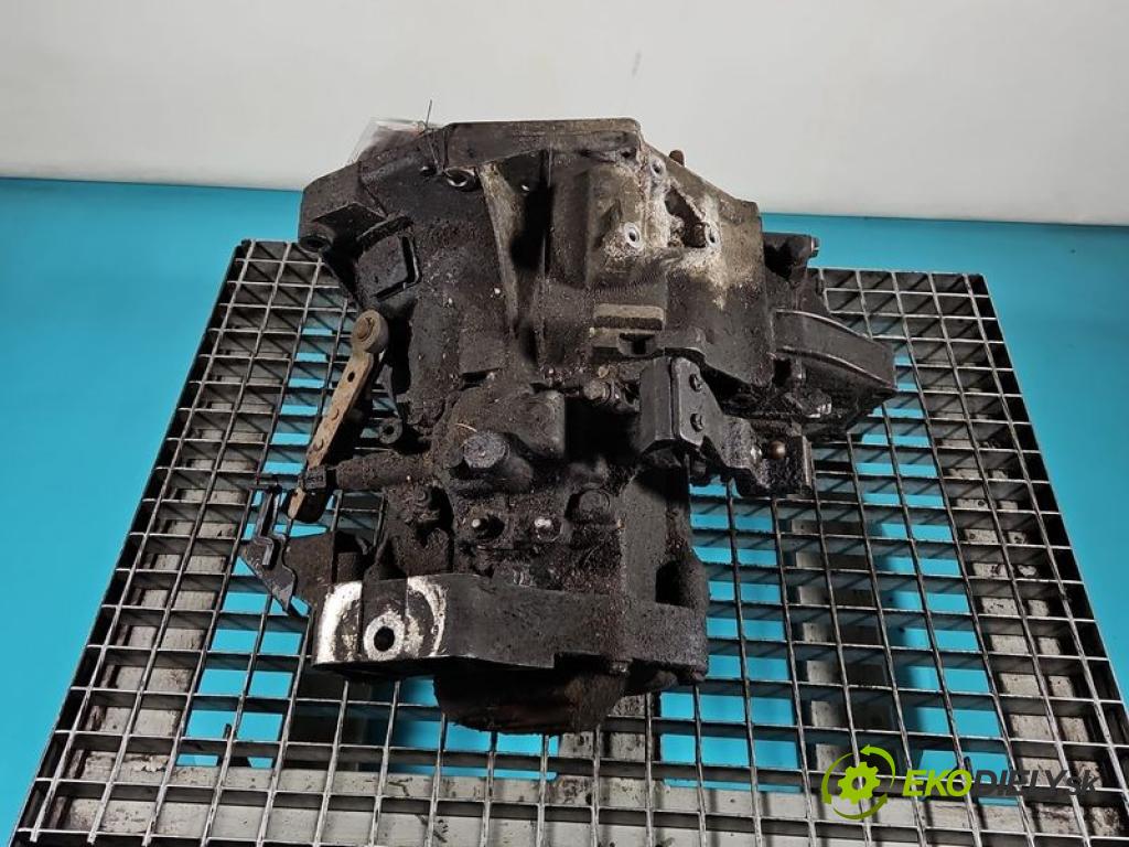 Fiat Panda II 2003-2012 1.1 8V 54 HP manual 40 kW 1108 cm3 5- prevodovka stupeň,rýchlosť manual