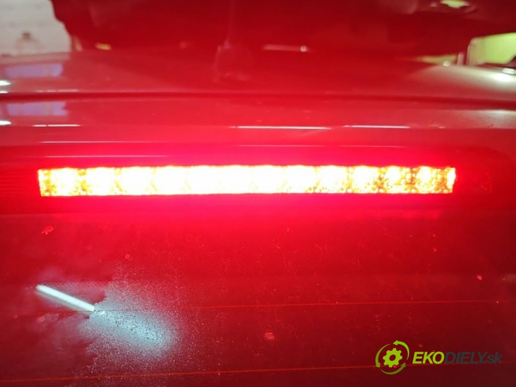 Hyundai I30 I 2007-2012 1.6 crdi 115 HP manual 84.6 kW 1582 cm3 5- světlo: stop: 92700-2L0