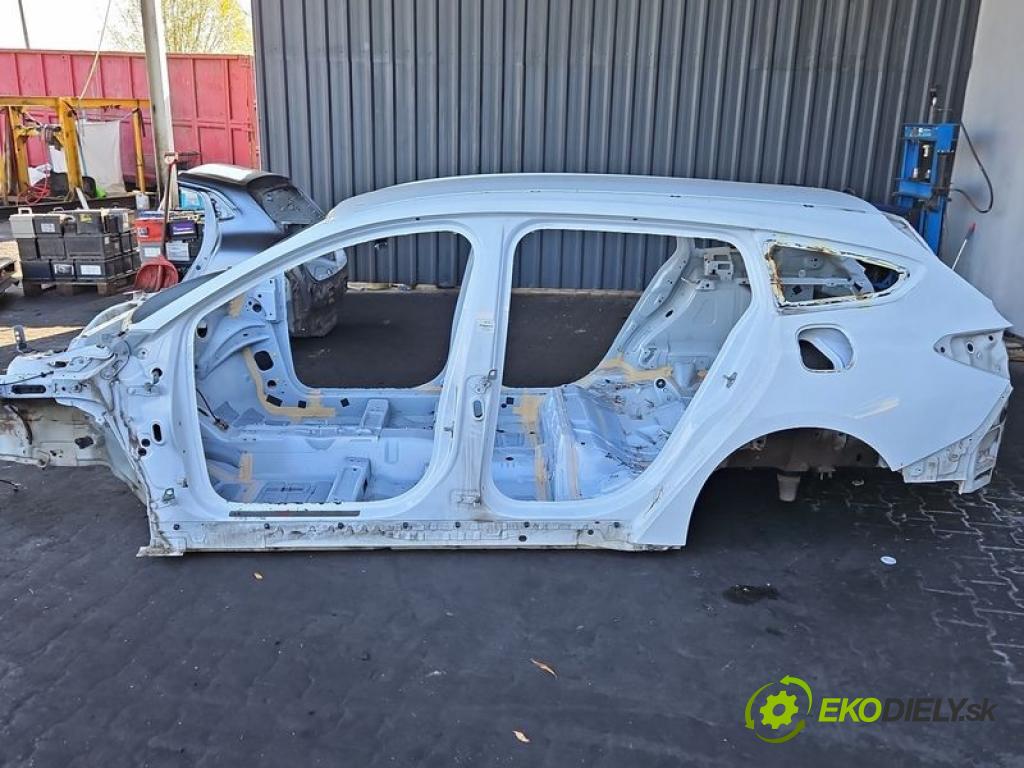 Ford Focus Mk4 2018- 2.0 TDCI 150 HP automatic 110 kW 1995 cm3 5- Práh: ľavý  (Karoséria ostatné)