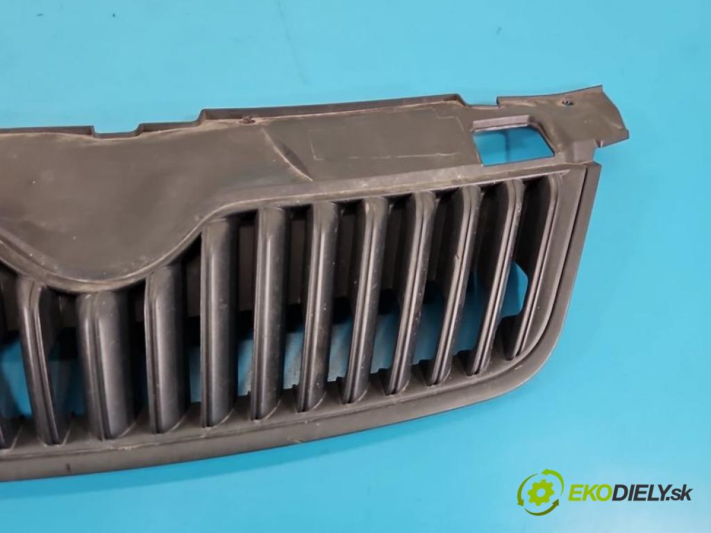 Skoda Fabia II 2007-2014 1.2 TSI 105 hp manual 77 kW 1197 cm3 5- mřížka 5J0853668B