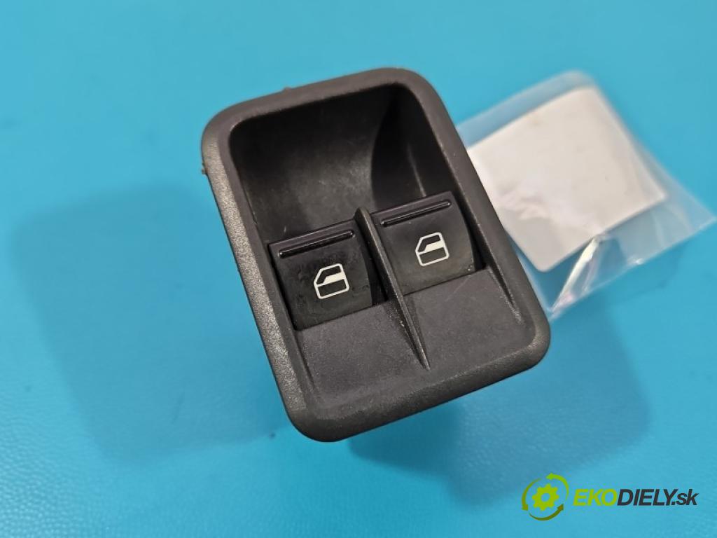 Skoda Fabia II 2007-2014 1.2 TSI 105 hp manual 77 kW 1197 cm3 5- Přepínač oken zpětných zrcátek 