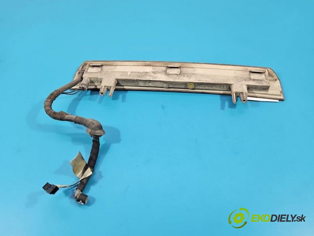 Bmw X5 F15 2013-2018 4.4 V8 automatic 330 kW 4395 cm3 5- světlo: stop: 7290090