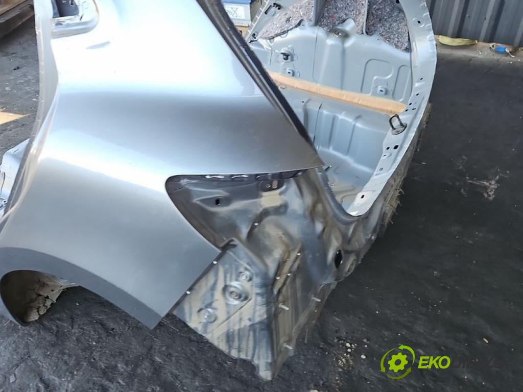 Renault Clio V 2019- 1.0 91KM manual 67 kW 999 cm3 5- stěna zadní