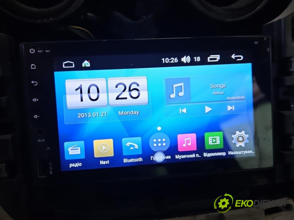 Dacia Lodgy 2012-2022 1.5 dci 107 HP manual 79 kW 1461 cm3 5- Radio AMC 767