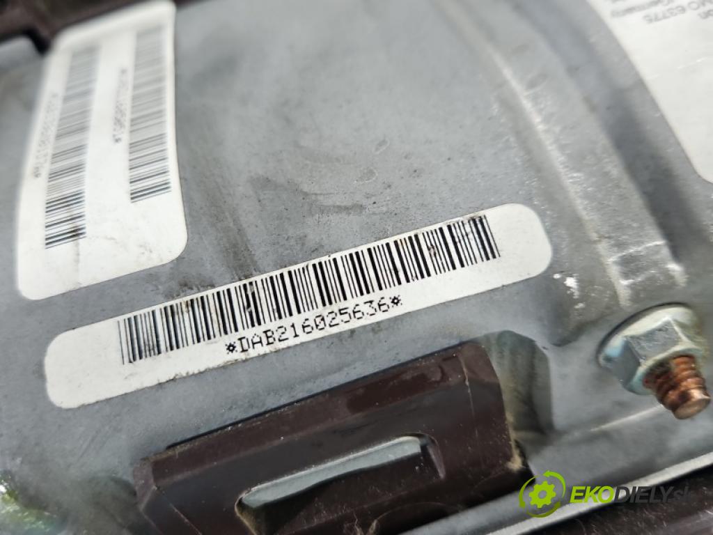 Bmw X5 F15 2013-2018 4.4 V8 automatic 330 kW 4395 cm3 5- Polštář: vzduch: 9311685051