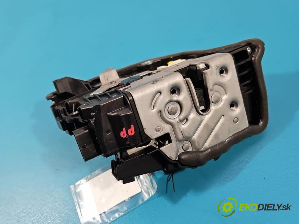 Bmw X5 F15 2013-2018 4.4 V8 automatic 330 kW 4395 cm3 5- zámek přední pravý 7281948