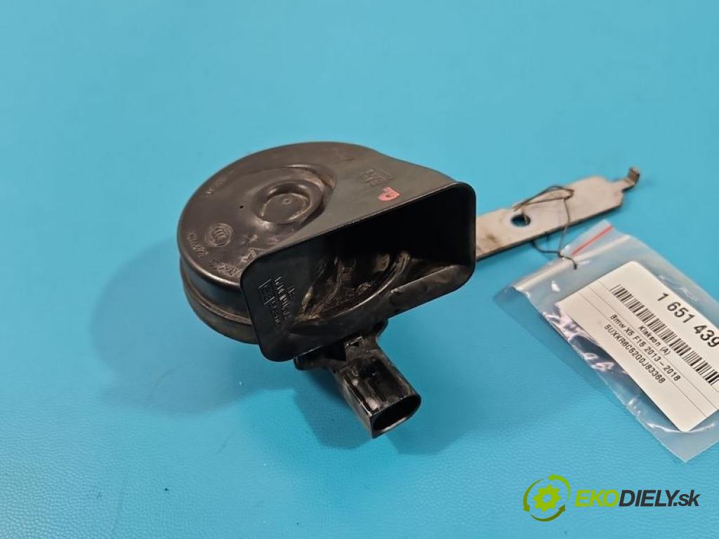 Bmw X5 F15 2013-2018 4.4 V8 automatic 330 kW 4395 cm3 5- Klakson: 7353193