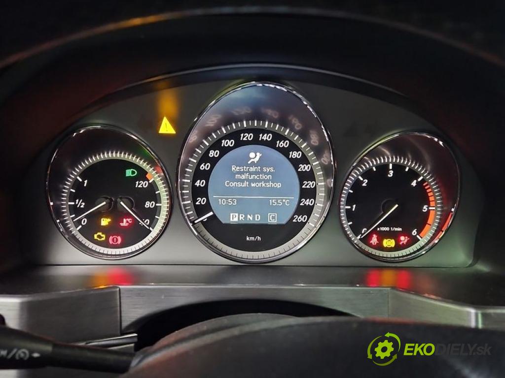 Mercedes GLK X204 2008-2015 3.0 CDI V6 224 hp automatic 165 kW 2987 cm3 5- Přístrojová deska A2049003802 (Přístrojová deska)