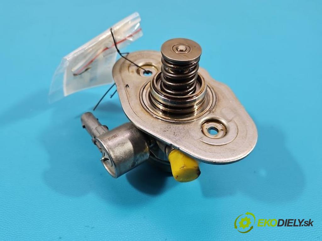 Bmw X5 F15 2013-2018 4.4 V8 automatic 330 kW 4395 cm3 5- čerpadlo paliva 7599865