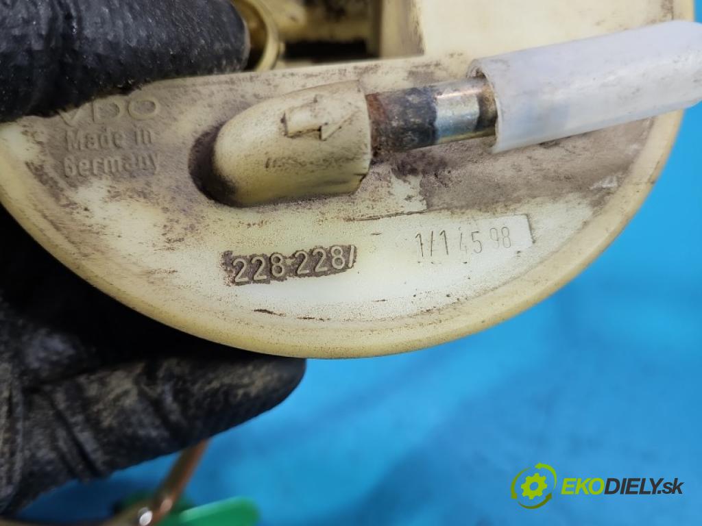 Audi A4 B5 1994-2001 1.6 8V 101 hp manual 74 kW 1595 cm3 4- čerpadlo paliva 8D0201319
