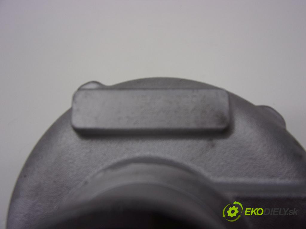 Toyota Avensis I T22 1997-2003 2.0 D4D 110 HP  81 kW 2000 cm3  Turbodúchadlo,turbo 17201-27010 (Turbodúchadlá (kompletné))