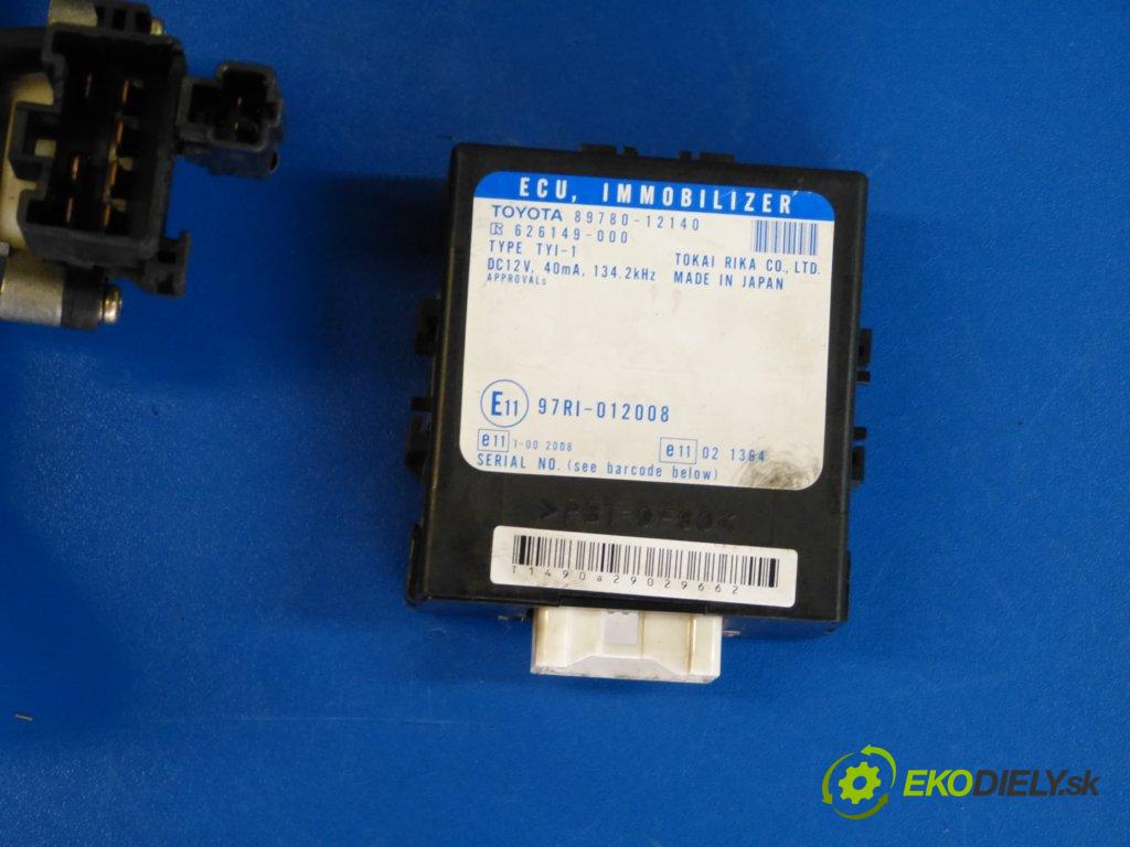 Toyota Corolla E12 2001-2009 2.0 D4D 90 HP  66 kW 2000 cm3  Jednotka riadiaca