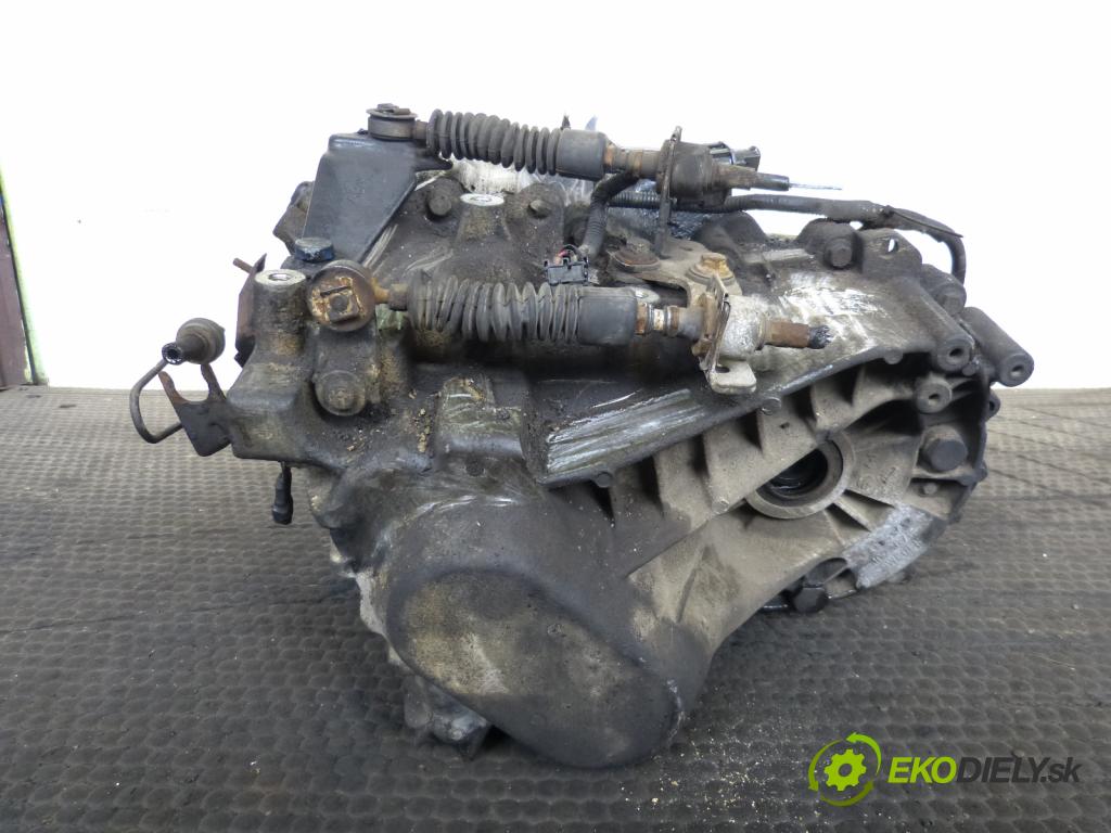 Mitsubishi Carisma 1.9 DID 102 hp  75 kW 1900 cm3  převodovka - manuální