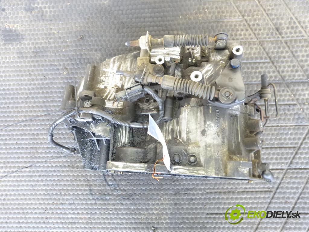 Mitsubishi Carisma 1.9 DID 102 hp  75 kW 1900 cm3  převodovka - manuální