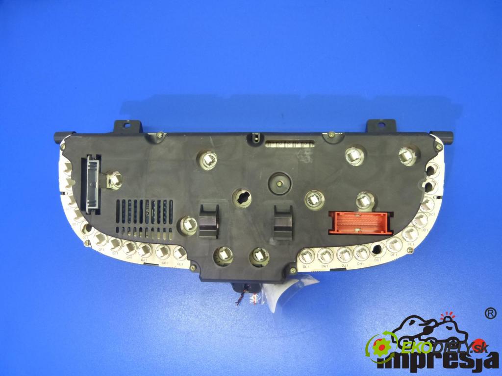 Renault Laguna I 1994-2001 1.9 DTI 98 hp  72 kW 1900 cm3  prístrojovka  (Přístrojové desky, displeje)