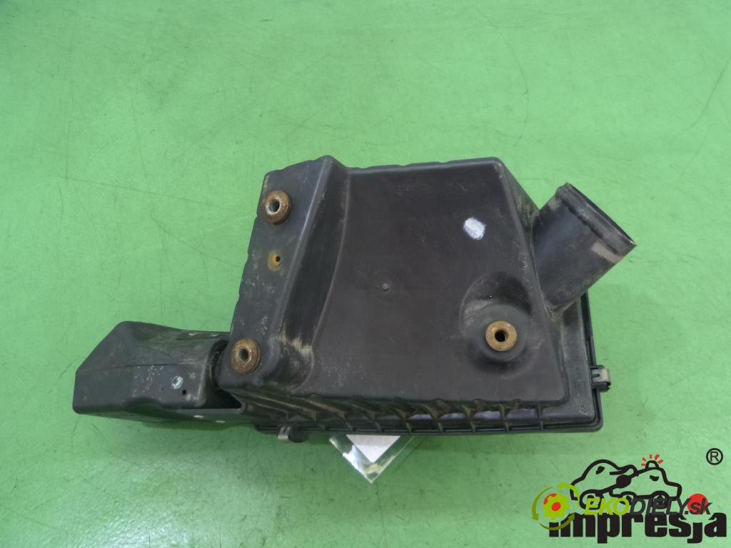 Nissan Primera P11 1996-2002 1.8 16V 114 hp 84 kW 1800 cm3 obal filtra vzduchu (Kryty filtrů)