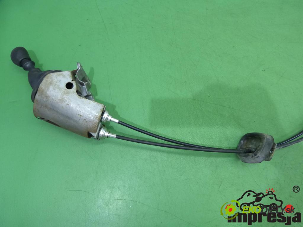 Renault Trafic II 2001-2014 1.9 DCI 82 HP  60 kW 1900 cm3  Kulisa - -  (Rýchlostné páky / kulisy)